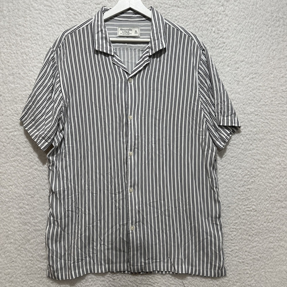 Abercrombie Fitch Men's XL White Button Up Shirt Black‎ Stripped Vertical Stripe